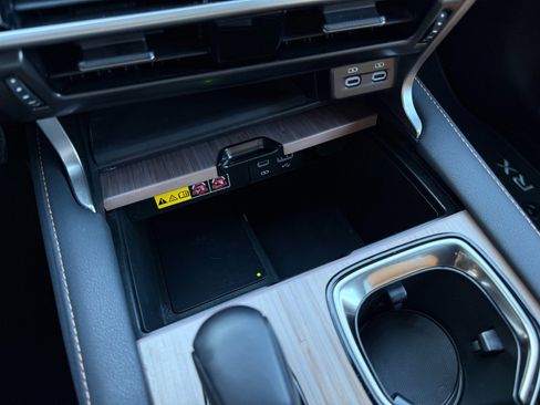 Used 2023 Lexus RX 350h image 34