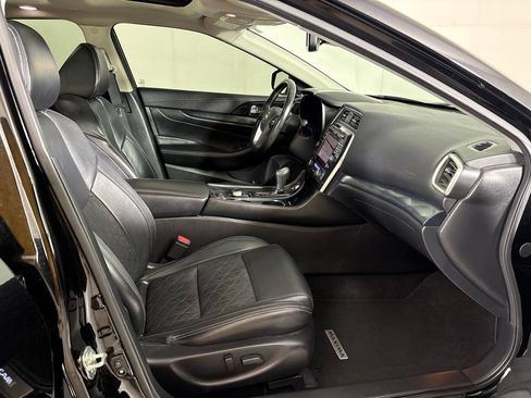 Used 2020 Nissan Maxima Platinum w/ Sport Mat Group FWD image 14