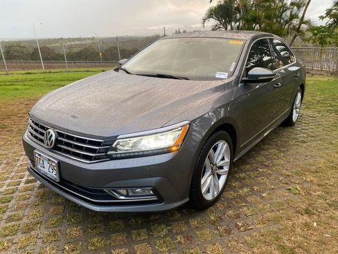 Used 2017 Volkswagen Passat 1.8T SE image 3