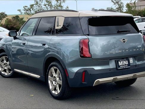 Certified 2025 MINI Cooper Countryman SE w/ Comfort Package Max image 13