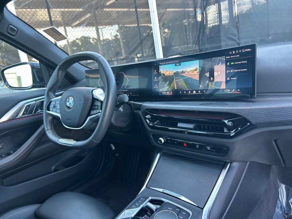Used 2025 BMW 430i Convertible w/ Premium Package RWD image 23