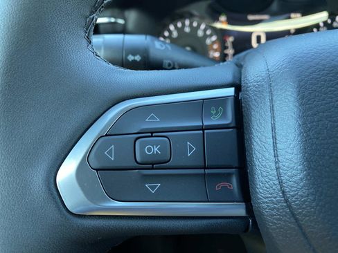 New 2026 Jeep Compass Limited image 13