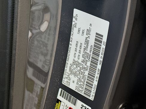 Used 2024 Toyota Tacoma TRD Sport w/ TRD Sport Upgrade Package image 12