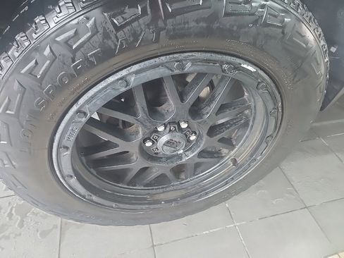 Used 2020 Chevrolet Colorado W/T image 11