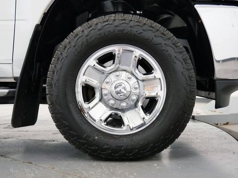 Used 2021 RAM 2500 Tradesman AWD/4WD image 35
