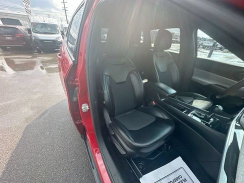 Used 2023 Jeep Compass Latitude w/ Convenience Group AWD/4WD image 25