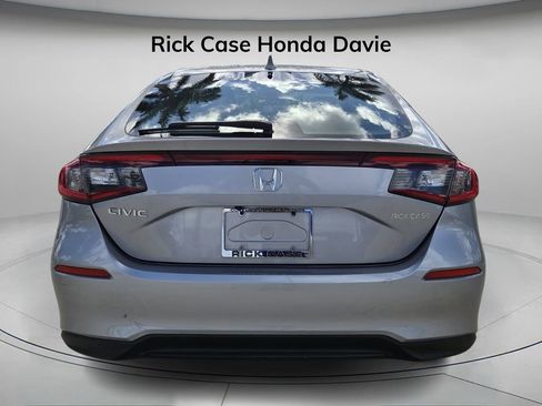 Used 2024 Honda Civic LX image 6
