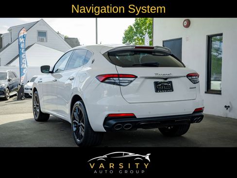 Used 2022 Maserati Levante Modena image 4