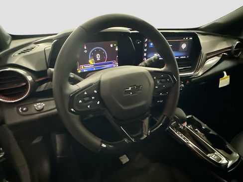 New 2026 Chevrolet Trax RS w/ Sunroof Package image 12