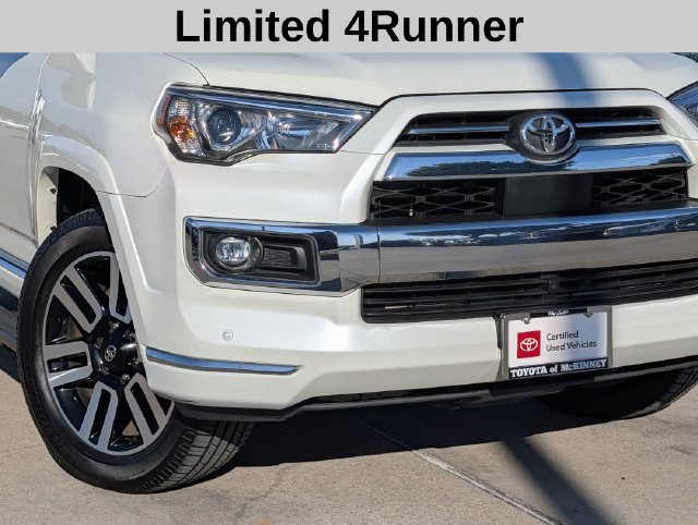 Used 2023 Toyota 4Runner Limited AWD/4WD image 3