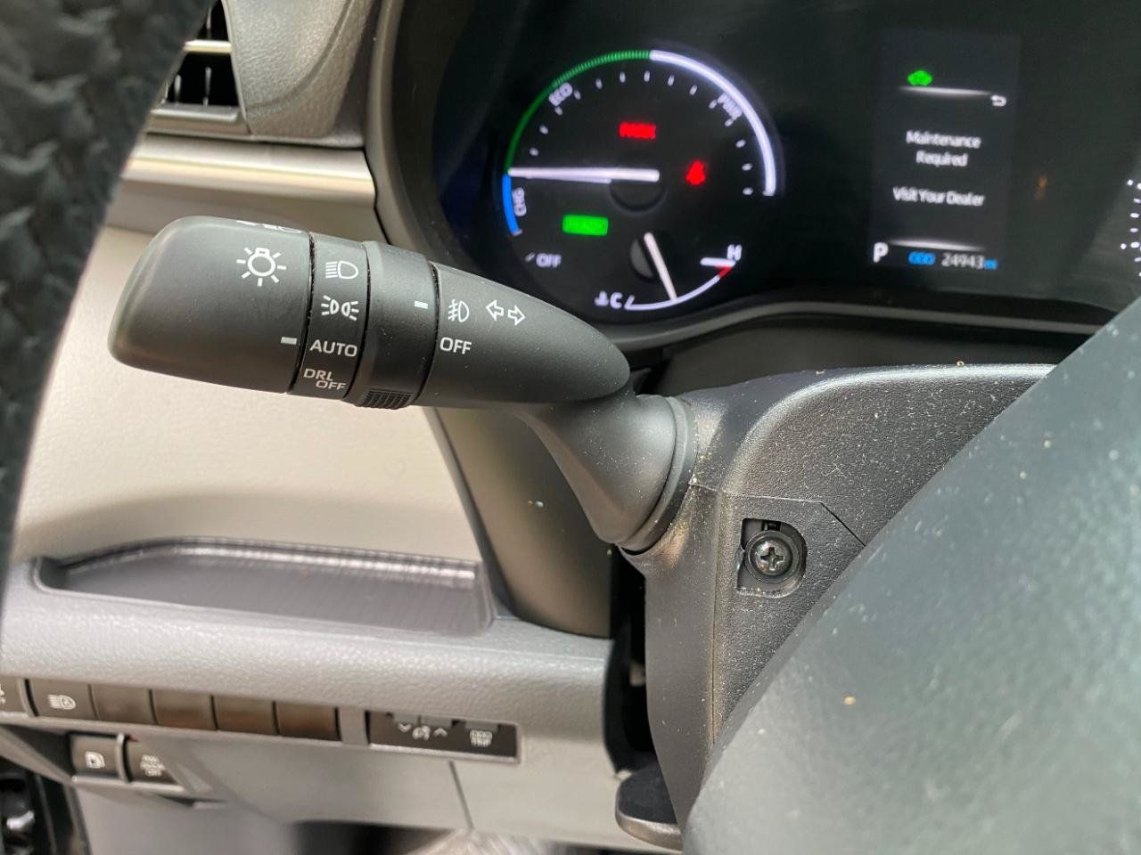 Used 2024 Toyota Sienna XLE FWD image 63
