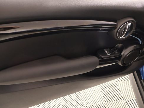 Used 2024 MINI Cooper SE FWD image 15