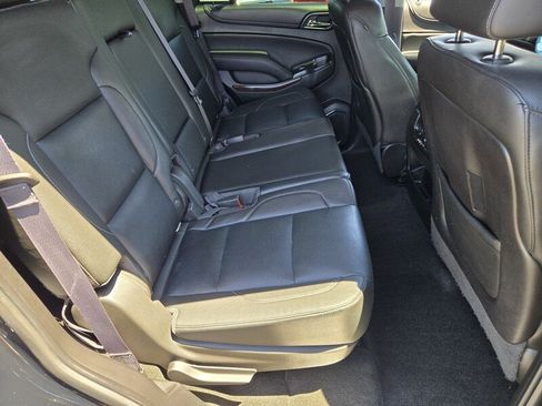 Used 2016 GMC Yukon SLT w/ Open Road Package AWD/4WD image 17