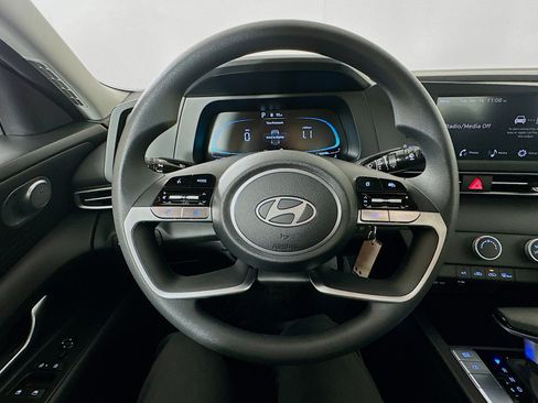 New 2026 Hyundai Elantra SE image 11