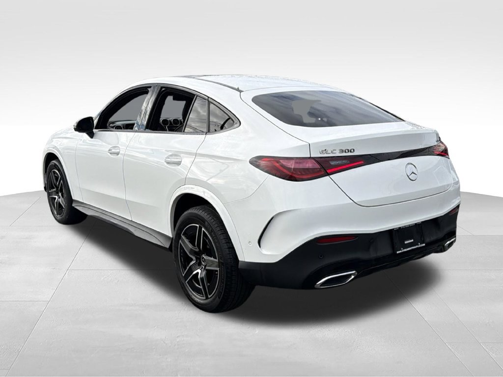 Used 2024 Mercedes-Benz GLC 300 4MATIC image 6