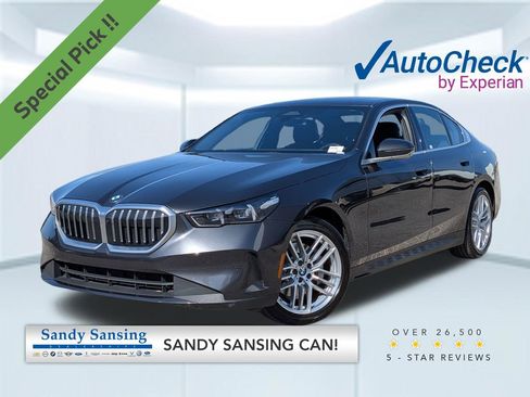 Used 2025 BMW 530i RWD image 1