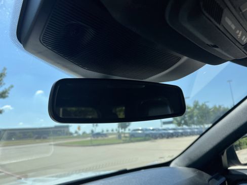 Used 2020 Ford Explorer Limited image 26