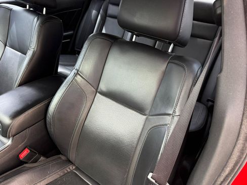 Used 2015 Dodge Charger R/T w/ Plus Group RWD image 28