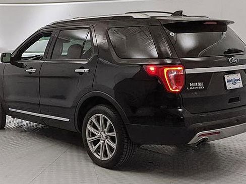 Used 2016 Ford Explorer Limited image 4