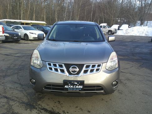Used 2013 Nissan Rogue S w/ Special Edition Pkg image 2