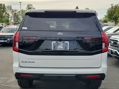 New 2026 Ford Expedition Platinum w/ Stealth Appearance Package AWD/4WD image 24