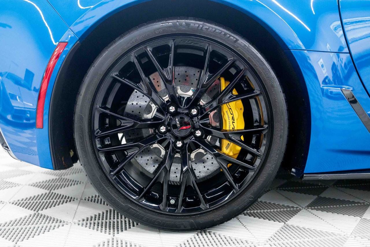 Used 2016 Chevrolet Corvette Z06 w/ 3LZ Preferred Equipment Group RWD image 35
