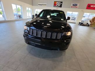 Used 2018 Jeep Grand Cherokee Altitude AWD/4WD video 2