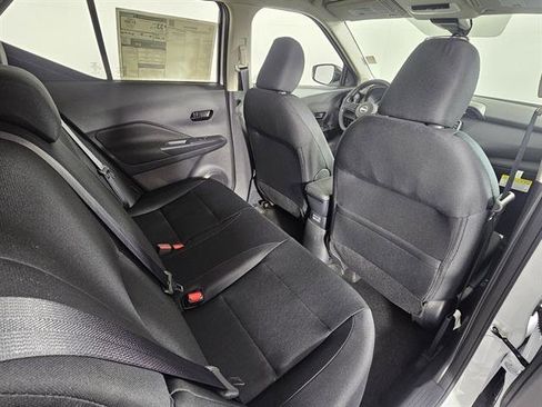 New 2025 Nissan Kicks S image 21