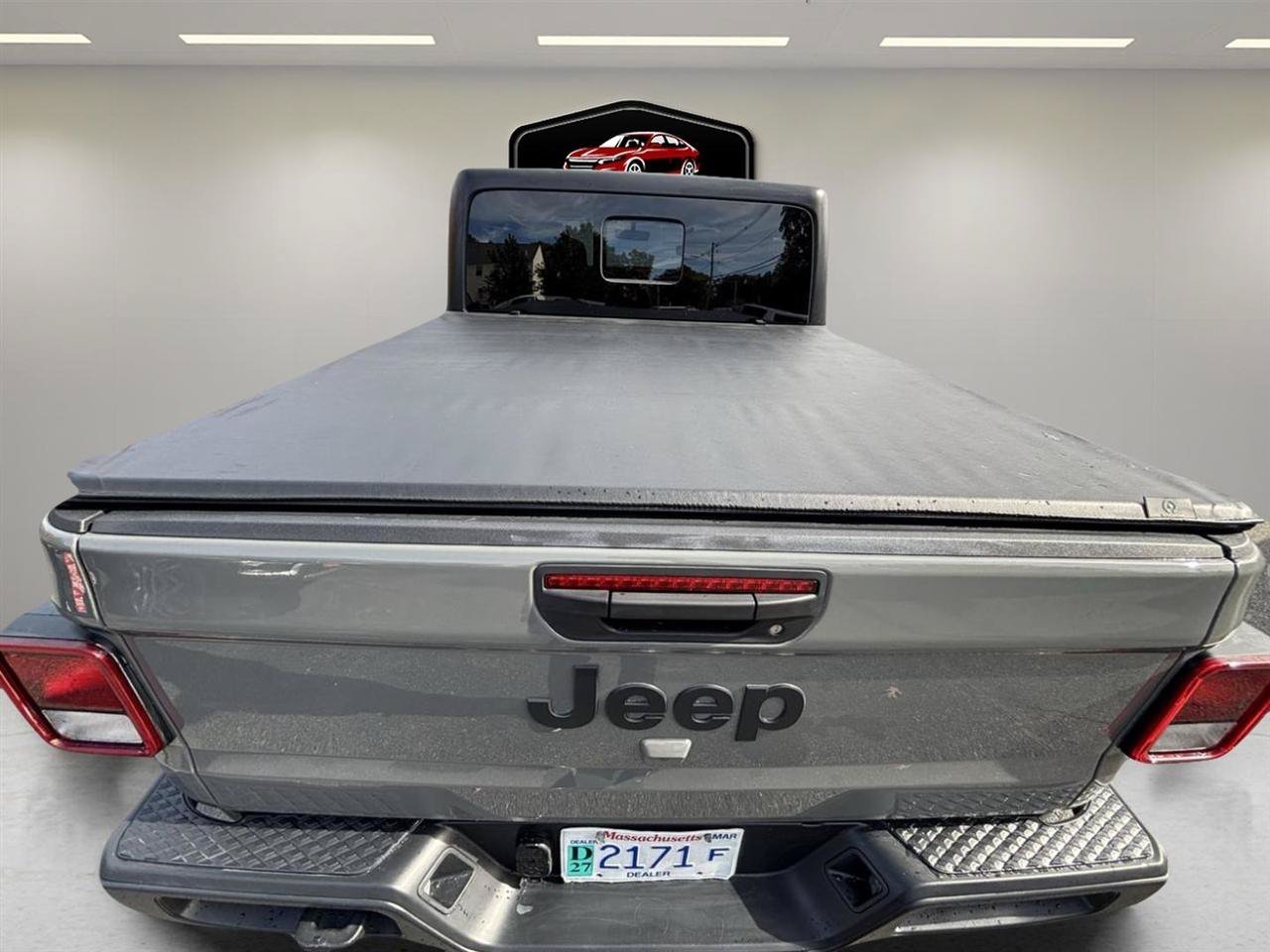 Used 2021 Jeep Gladiator Sport AWD/4WD image 9