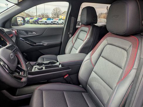 Certified 2025 Chevrolet Equinox RS image 11