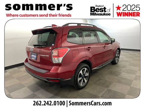 Used 2018 Subaru Forester 2.5i Premium w/ All-Weather Package image 5