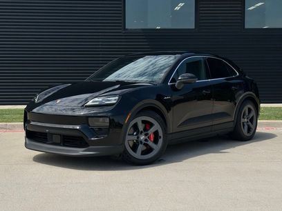 New 2025 Porsche Macan 4S Electric