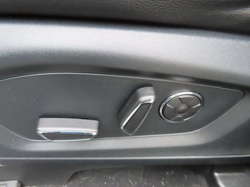 Used 2020 Ford Explorer ST w/ ST Street Pack image 30