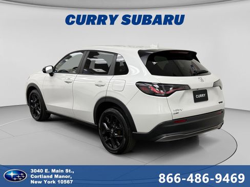 Used 2024 Honda HR-V Sport image 3