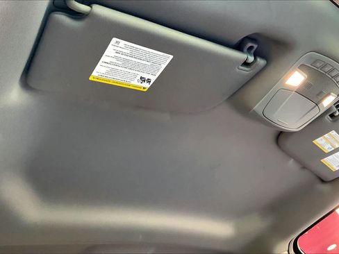 Used 2017 Ford F150 XLT image 13