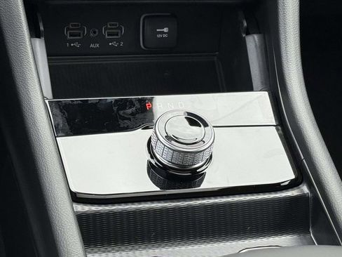 New 2025 Jeep Grand Cherokee Altitude AWD/4WD image 23