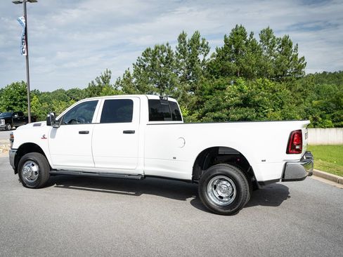 New 2026 RAM 3500 Tradesman AWD/4WD image 7