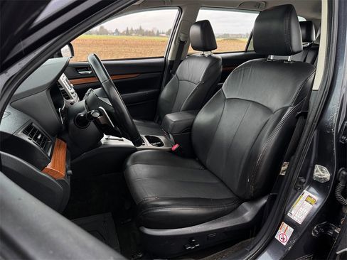 Used 2013 Subaru Outback 2.5i Limited w/ Moonroof Pkg image 9