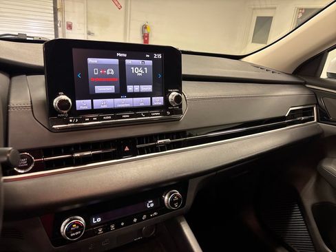 Used 2022 Mitsubishi Outlander ES FWD image 34