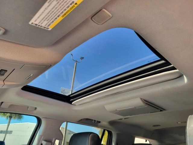 Used 2017 GMC Yukon SLT w/ Open Road Package RWD image 27