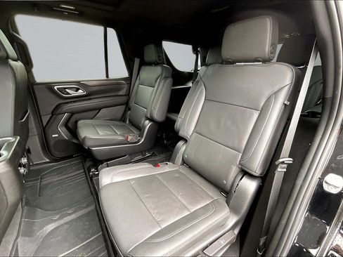 Used 2022 Chevrolet Tahoe LT w/ Luxury Package RWD image 26