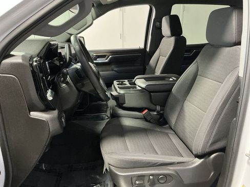 Used 2025 Chevrolet Silverado 1500 LT image 21
