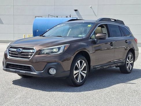 Used 2019 Subaru Outback 2.5i Limited image 6