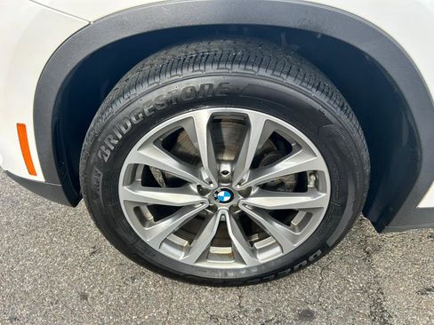 Used 2018 BMW X3 xDrive30i image 9