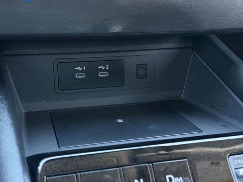 Used 2025 Nissan Murano SV FWD image 19