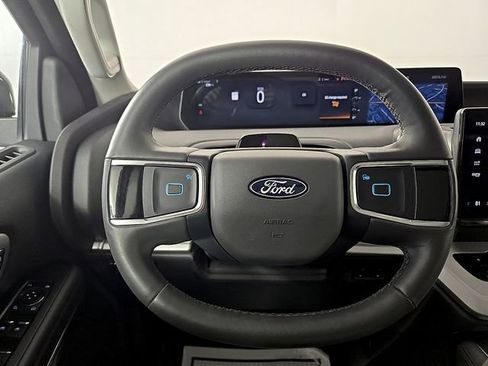 Certified 2025 Ford Expedition Max Active image 21