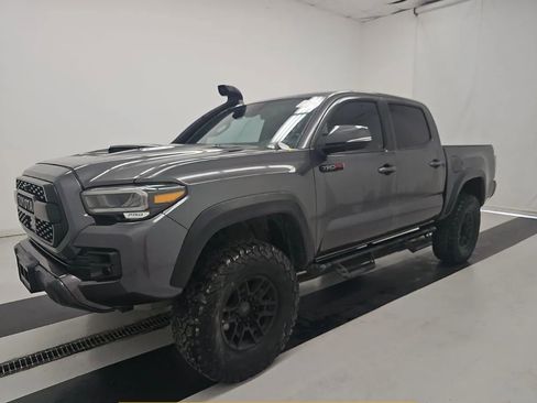 Used 2021 Toyota Tacoma TRD Pro AWD/4WD image 45