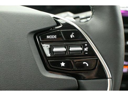 New 2025 Kia Niro EX w/ EX Cold Weather Package image 21