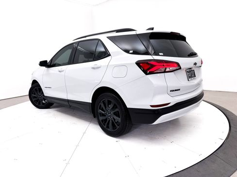 Used 2024 Chevrolet Equinox RS FWD image 3