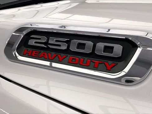 Used 2020 RAM 2500 Big Horn AWD/4WD image 7